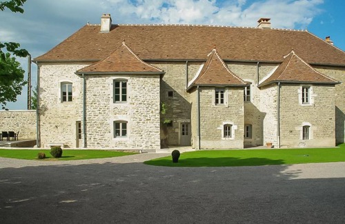 Ivry-en-Montagne House | 350 m² House ∙ 5 bedrooms ∙ 11 guests