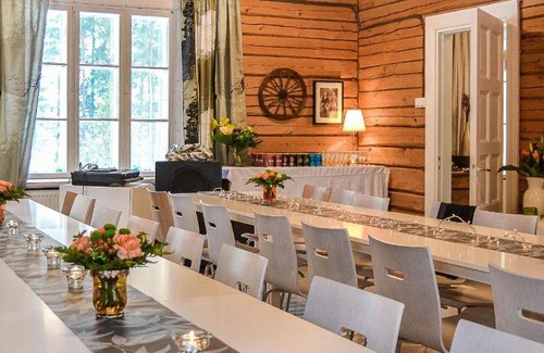Asikkala House | 350 m² House ∙ 1 bedroom ∙ 10 guests