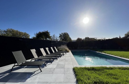 Gutschoven House | 350 m² House ∙ 9 bedrooms ∙ 18 guests