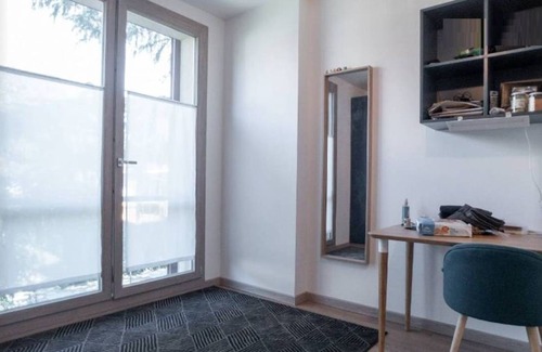 Cologno Monzese Resort | 350 m² Private room ∙ 1 bedroom ∙ 1 guest