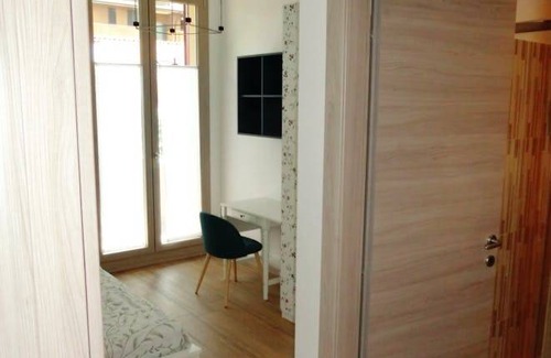 Cologno Monzese Resort | 350 m² Private room ∙ 1 bedroom ∙ 1 guest