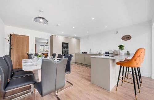 Walkden House | 3500 m² House ∙ 4 bedrooms ∙ 12 guests