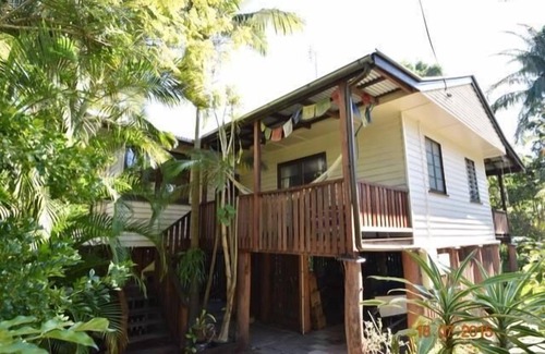 Boreen Point House | 36 LAGUNA STREET “ECO BUNGALOW” – BOREEN POINT