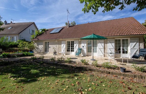 Saint-Benoit-sur-Loire Bed & Breakfast | 36 m² Bed and breakfast ∙ 2 bedrooms ∙ 4 guests