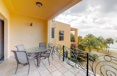 West Bay Apartment | 372 m² Apartment ∙ 5 bedrooms ∙ 10 guests