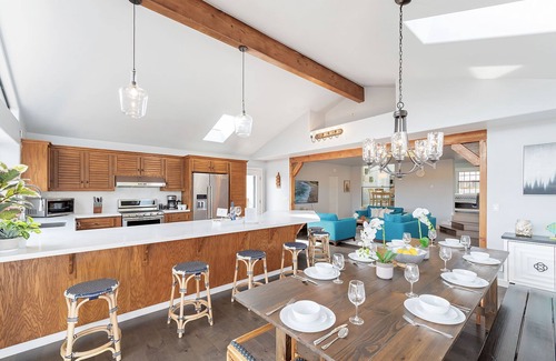 Del Rey Oaks House | 3849 La Vista Portola - Spacious, Mountain Views