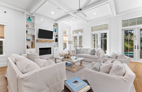 Sugarwood Beach House | 387 m² House ∙ 7 bedrooms ∙ 14 guests