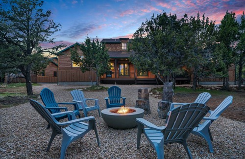 Zion National Park East Entrance House | 390 m² House ∙ 5 bedrooms ∙ 13 guests