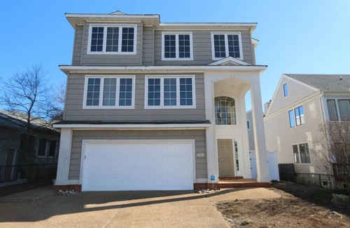 Croatan Beach House | 391 m² House ∙ 5 bedrooms ∙ 15 guests