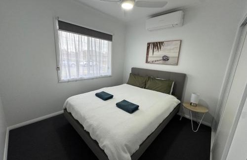 Shepparton House | 3Bed 2Bath home - Nth Central Reno metres from Hosp w Wifi
