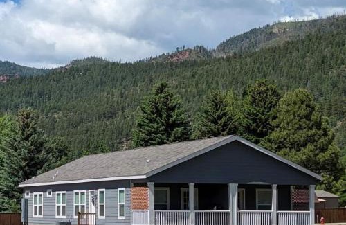 Hermosa House | 3bed2bath With Creek And Open Spaces