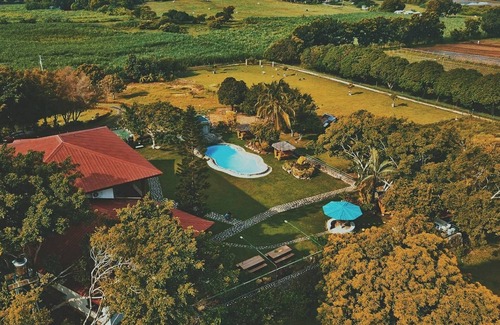 Calatagan House | 3Bedroom Calatagan Family Private Resort