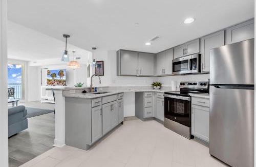 Downtown Myrtle Beach House | 3BR Beach Gem Full Reno-Views From All Bedrooms