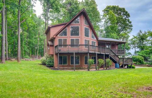 Linden House | 3BR Family Home w Yard 5 Mi to Wineries