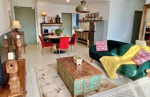 Brickfields Apartment | 3BR - KL Sentral - L21 Modern Vintage - City View