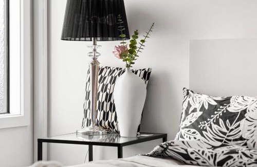 Bundoora House | 3BR Pure Luxury & Elegant holiday home in Latrobe