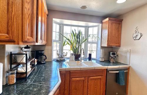Medford House | 3brstudio Suite-fire Pit-gazebo-kid &dog Friendly