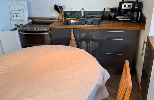 Saint-Chamond Apartment | 3RD FLOOR APARTMENT UNDER THE SLOPES