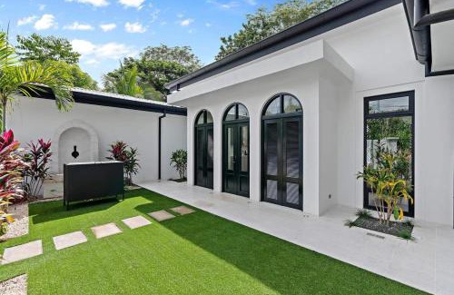 Potrero House | 4-BD Home with Private Pool Walk to Beach