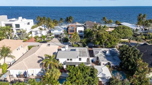 Lauderdale Beach House | 4 bed/4,5 bath Beach House Fort Lauderdale
