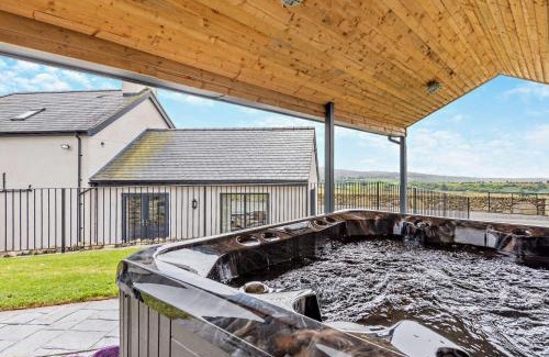 Pentre-Foelas House | 4 Bed in Betws-y-coed 60172