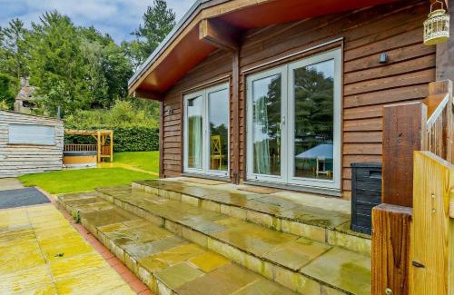 Coalbrookdale House | 4 Bed in Sheinton 93398