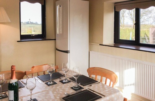 Hawkesbury Upton Cottage | 4 bedroom accommodation in Hawkesbury Upton