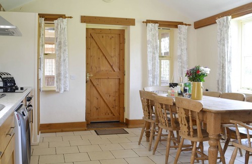 Kilnwick Cottage | 4 bedroom accommodation in Brandesburton, near Bridlington