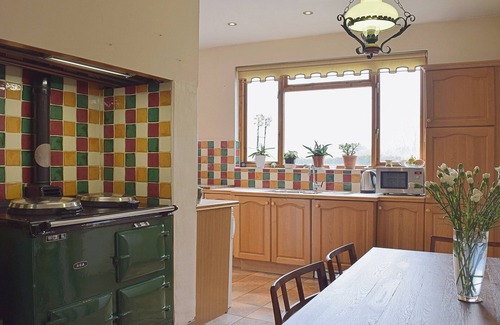 Narberth Cottage | 4 bedroom accommodation in Llanmill, near Narberth