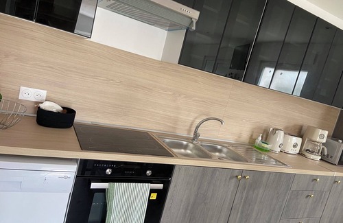 Camblain-Chatelain Apartment | 4 Bedroom Apartment in Camblain-ChÃ¢telain