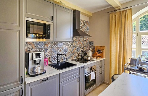 Kastelir House | 4 bedroom awesome home in Kastelir