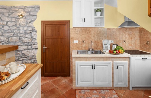 Nova Vas House | 4 bedroom awesome home in Nova Vas
