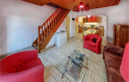 Lantriac House | 4 Bedroom Beautiful Home In Lantriac