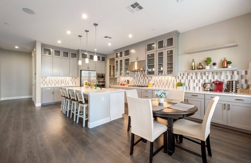 Elk Grove House | 4-bedroom Elegant&Luxurious Wilton Escape ModelHome 4039sqFt 19min fr Sacramento