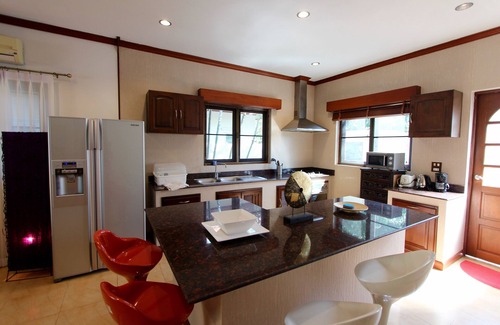 Pranburi Villa | 4 BEDROOM GARDEN VILLA NEAR BEACH