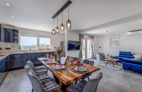 Kastela House | 4 bedroom gorgeous home in Kastel Stari