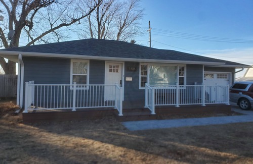Belleville House | 4-bedroom house near Hwy 81 and 36