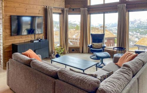 Valle House | 4 Bedroom Lovely Home In Rysstad