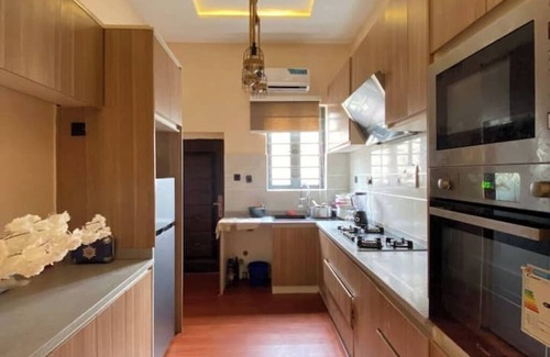 Ofin House | 4 Bedroom luxury terrace house
