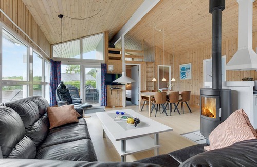 Skovmose House | 4 bedroom pet friendly home in Sydals