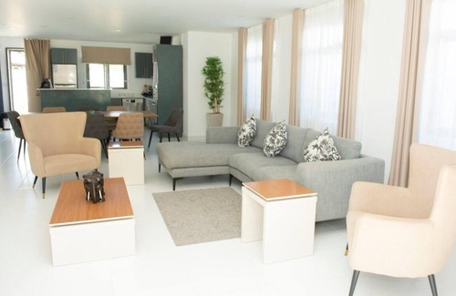Tamarin Villa | 4 Bedroom Private Villa Villa La Tourelle
