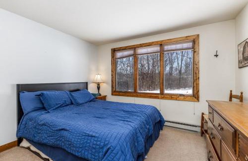 The Galena Territory House | 4-Bedroom Townhouse in Beautiful Galena