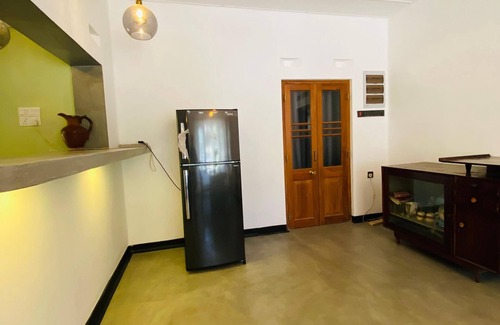 Unawatuna House | 4-bedroom villa in Happy Valley Unawatuna with WiFi, AC, Hot Water