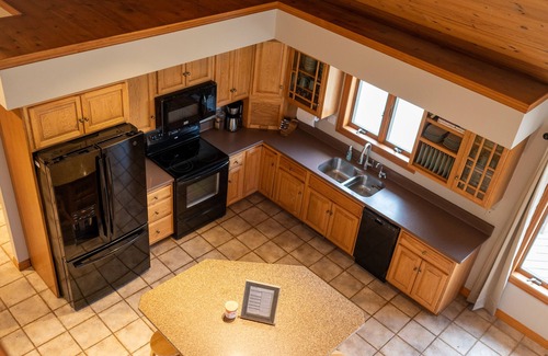 Rutland House | 4 bedroom vineyard home near Brookings, SD