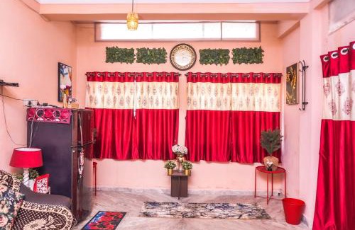 Hyderabad Apartment | 4 BHK Furnished Flat - Near Charminar and Salar Jung Museum