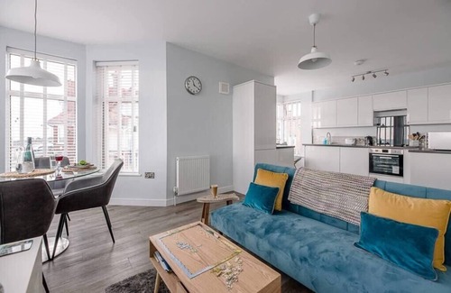 Felixstowe Apartment | 4 Buregate House, Felixstowe - Sea view apartment