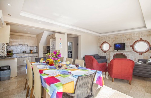 Fethiye City Center Villa | 4 Ensuite Bedrooms Private Heated Outdoor Pool