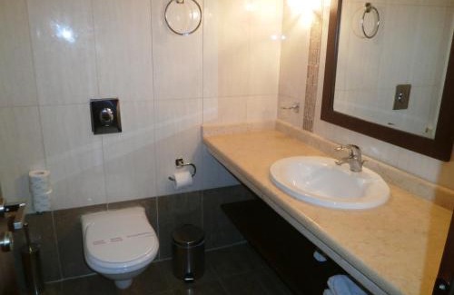 Loutraki Hotel | 4 Epoxes Hotel Spa