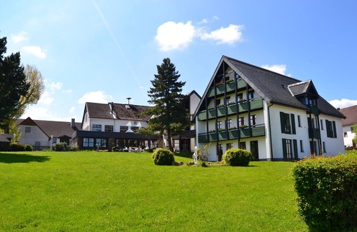 Altena Apartment | 4. family room standard