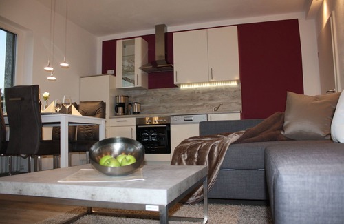 Braunfels Apartment | 4* Holiday apartments, exclusive Wellness Jakuzzi, Sauna, Pool, Castle View